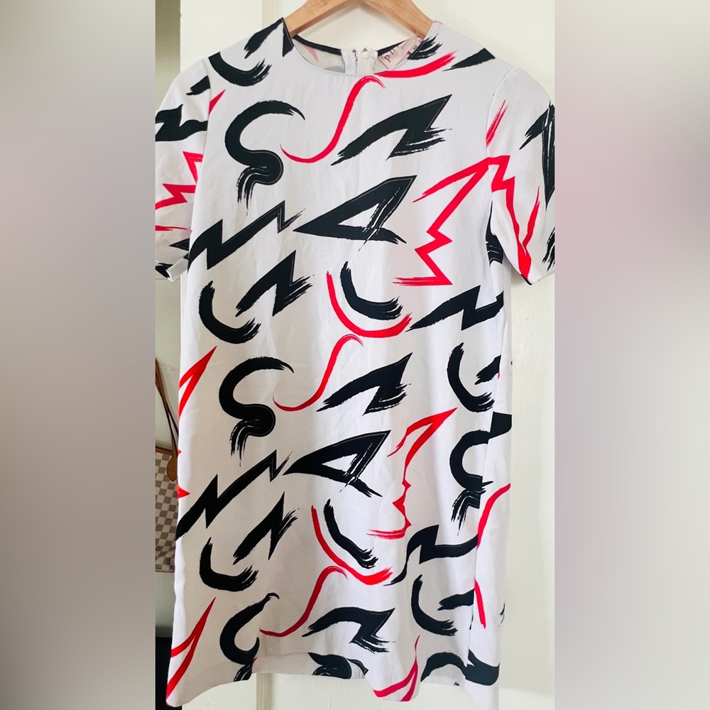 Philosophy Black and Red Short Sleeve Dress